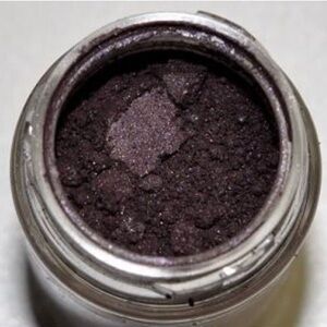 NEW! MAC Cosmetics BLOODLINE Pigment Discontinued